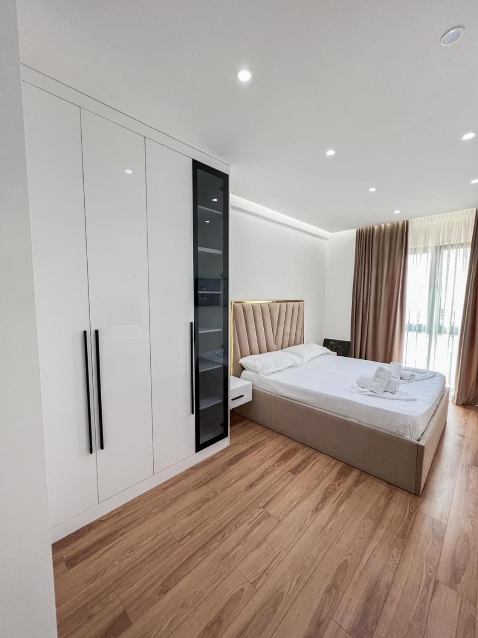 Lux Apartment At Arlis Tirana Exteriér fotografie