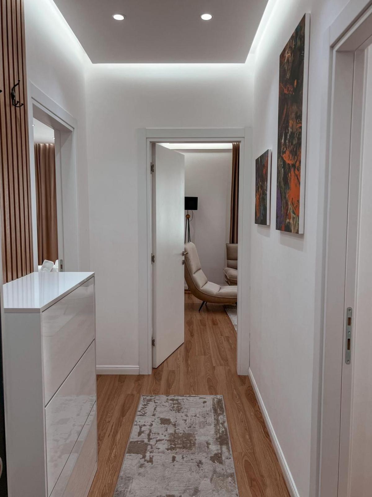 Lux Apartment At Arlis Tirana Exteriér fotografie